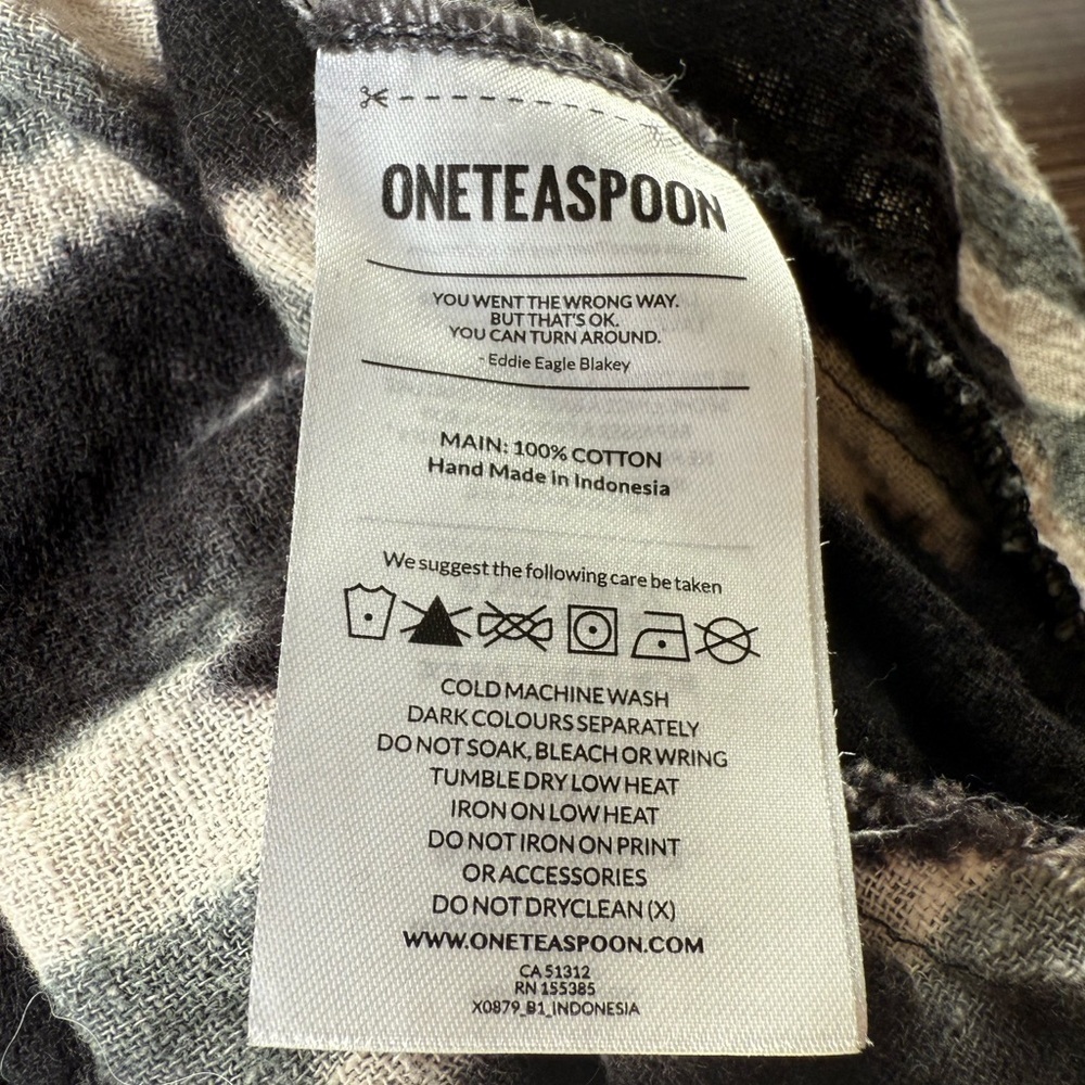Free People/OneTeaspoon Black & Cream Santarini Peasant Blouse | Size XS - Picture 6 of 6